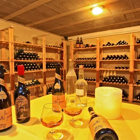 Au Jardin Fleuri 3* Bosset